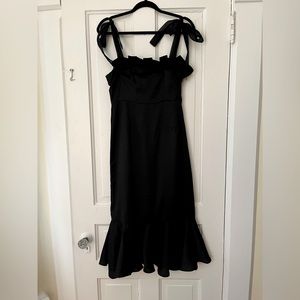 Lulu Black Fitted Cocktail Dress